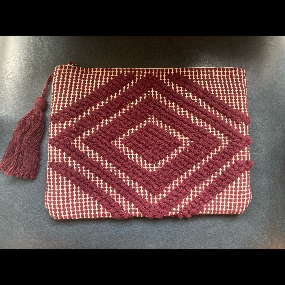 Clutch/iPad holder